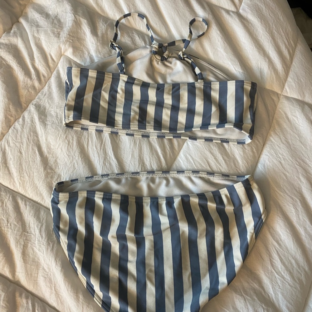 Abercrombie kids swimsuit